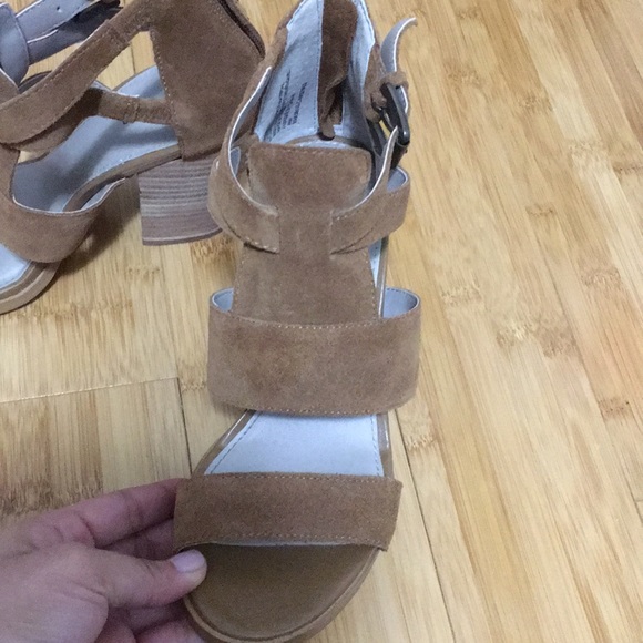 Hinge block heels - Picture 3 of 3